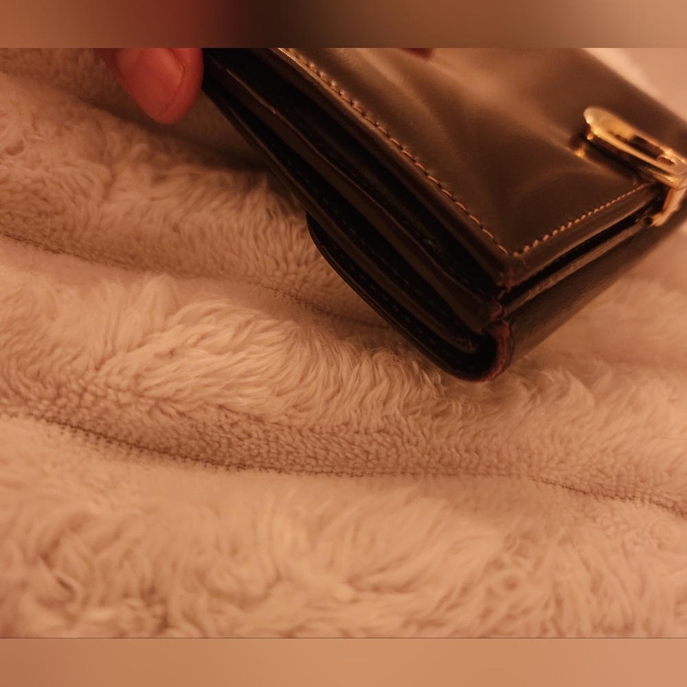 Vintage Gucci Bifold Wallet - Picture 13 of 14
